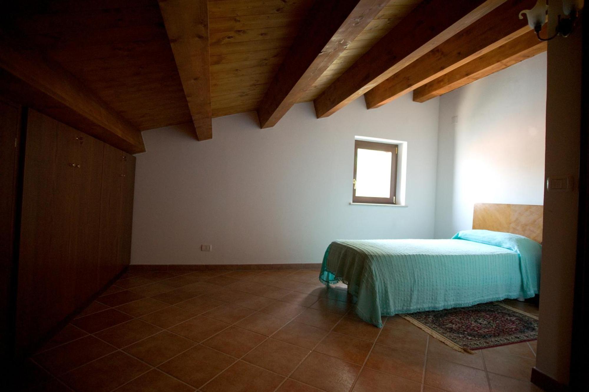 Agriturismo Miracco Atanasio Franco "Il Maniero" Santa Sofia d'Epiro Ngoại thất bức ảnh